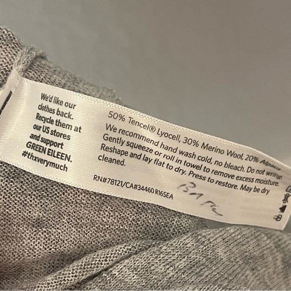 Eileen Fisher NWT 3/4 Sleeve Tunic Wool Blend Gray Size S/P - Picture 8 of 8